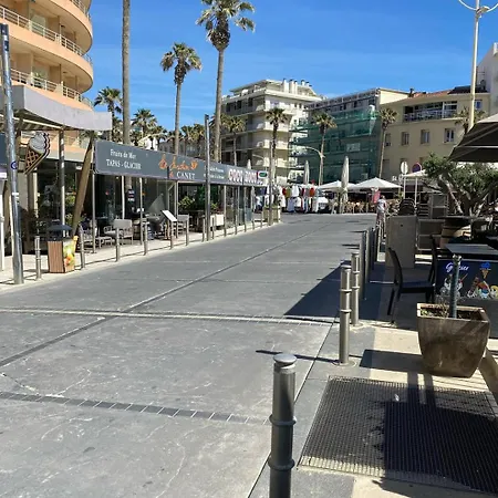 T2 A 50 M De La - 4cdusud8 Canet-en-Roussillon